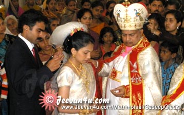 Sadeep Gladis Wedding Function Kunnumbhagam
